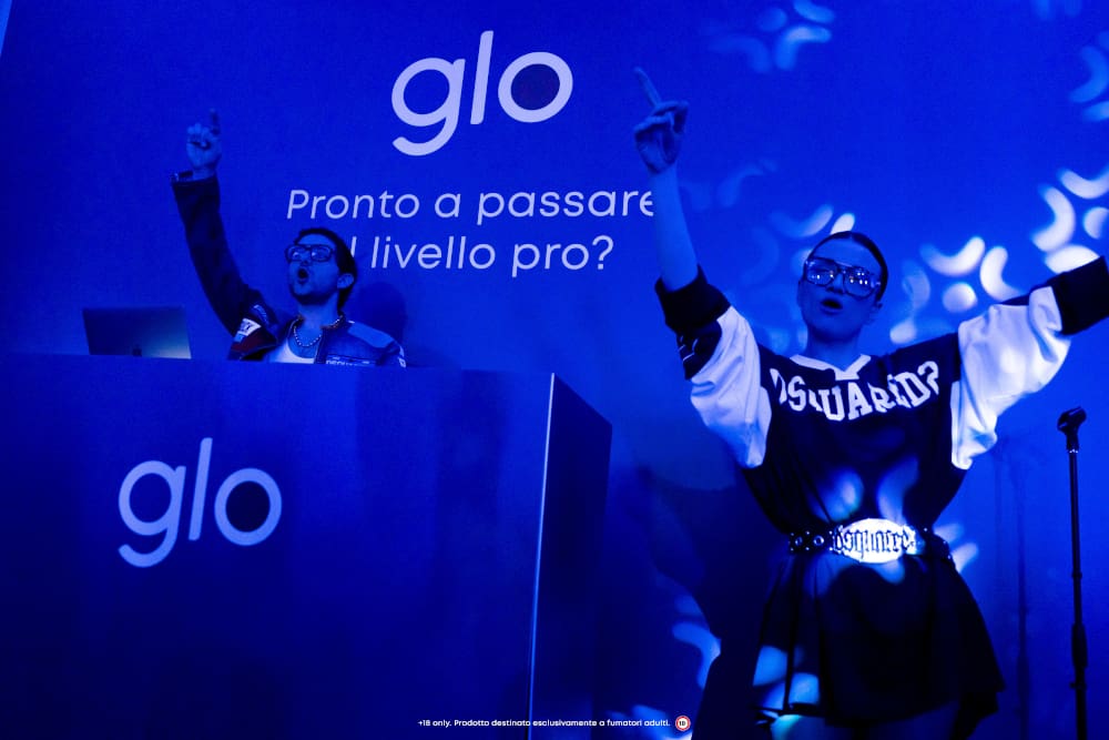 1 - glo HYPER PRO party Roma