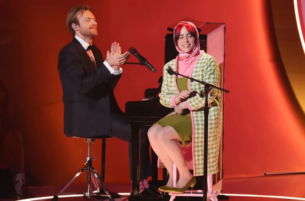 15 - Finneas, Billie Eilish - foto Grammy Awards 2024 - foto di Christopher Polk