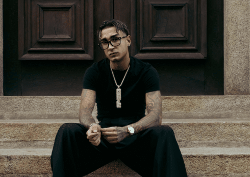 Capo Plaza torna alle origini: “Hustle Mixtape Vol. 2” è il richiamo della strada