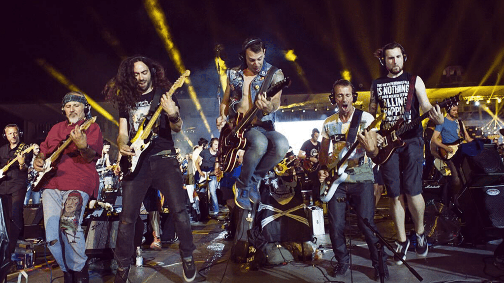 Rockin’1000 debutta allo stadio di Torino nel 2026