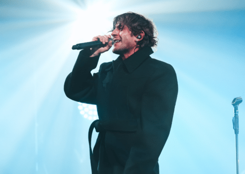 Rkomi ha annunciato le date del suo tour estivo