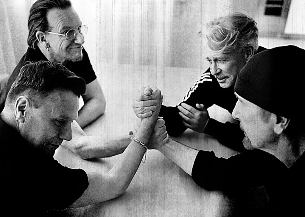 Gli U2 hanno pubblicato un nuovo EP a sorpresa