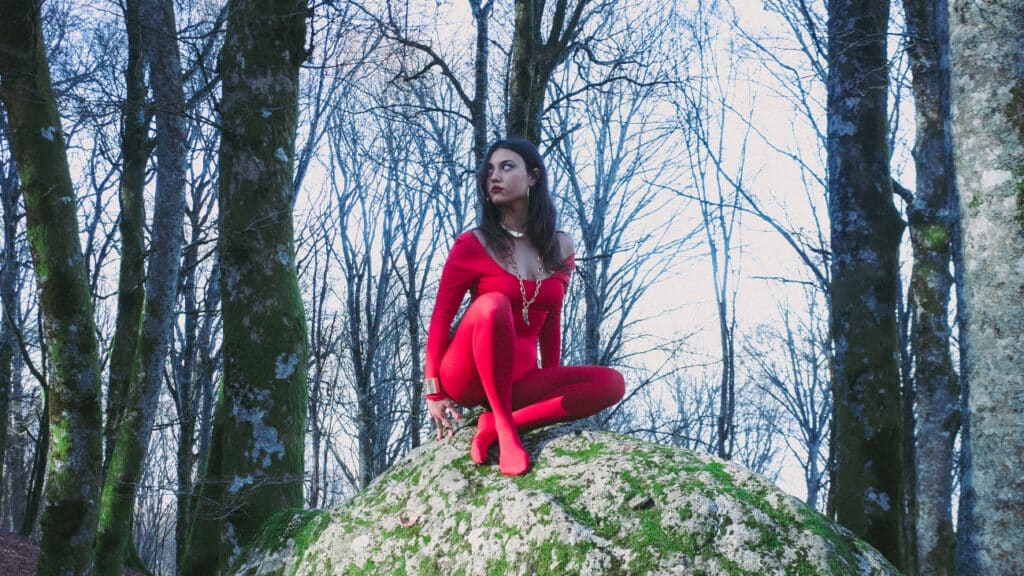 Guarda in anteprima il video di “Cicatrici” di BEA
