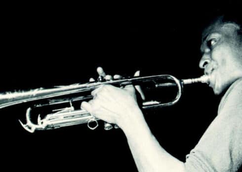 I 5 album fondamentali di Miles Davis (che oggi avrebbe 100 anni)